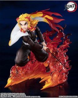 Figura de colección Demon Slayer Rengoku Flame Hashira